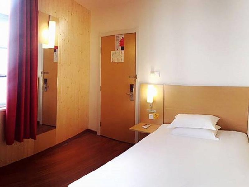 Ibis Nantong Qingnian Ξενοδοχείο Εξωτερικό φωτογραφία